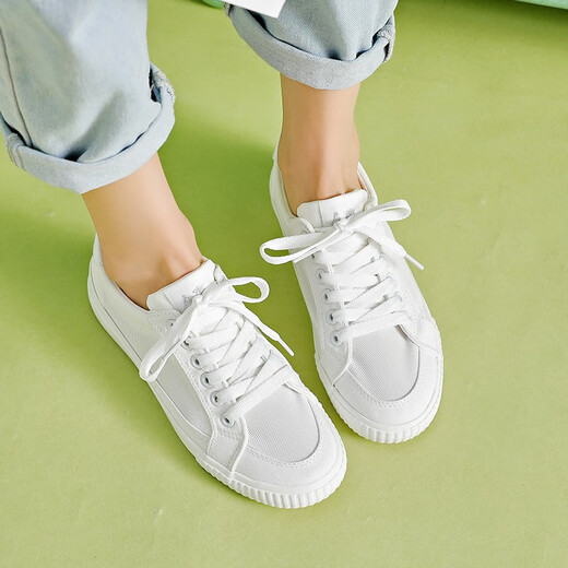 Menschlichem atmungsaktives Mesh-Leinwandschuhe für Frauen Sommer-Netz vielseitige Freizeitbrettschuhe Korean Thin Hollow Student Mesh kleine weiße Schuhe Beige 2575 38