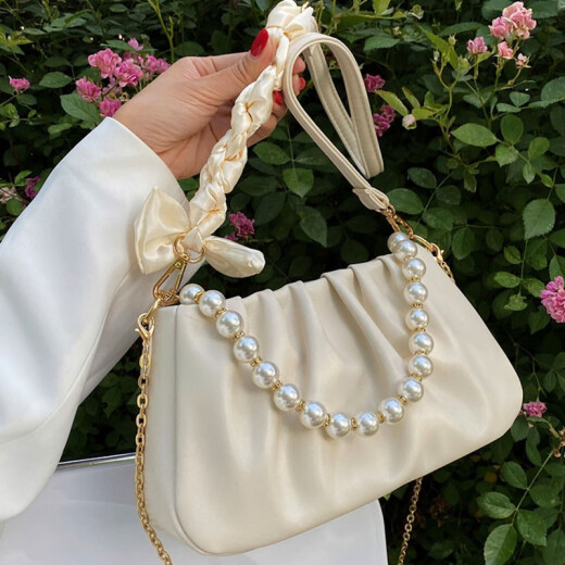 
Feng Shang Yun Duo Wrinkled Bag Women's Shoulder Crossbody Bag Pearl Chain Bag Fashionable Underarm Bag Valentine's Day Gift Cloud Duo Wrinkled Bag [Beige]