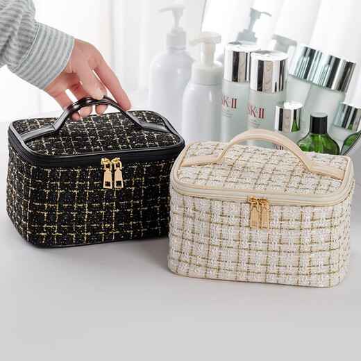 Feng Shang New Xiaoxiangfeng Cosmetic Bag Large Capacity Plaid Portable Korean Version Portable Washing Storage Bag Makeup Box Travel Bag Xiaoxiangfeng Cosmetic Bag Black