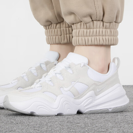 耐克（NIKE）女鞋2025夏季新款TECH HERA运动复古老爹鞋跑步鞋休闲鞋 DR9761-100 38.5