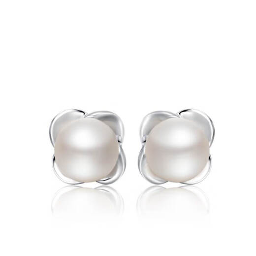 Chow Tai Fook Fresh Petals 925 Silver Pearl Stud Earrings, diameter approximately 7-7.5mmAQ32810