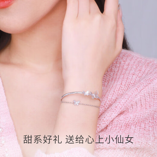 Chow Tai Seng Chow Tai Seng Butterfly Pulsera para niñas Nicho de lujo Ligero Diseño exquisito Pulsera de joya de plata de joya de plata