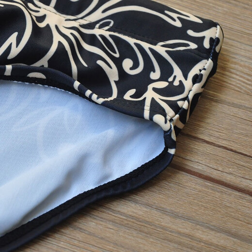 UXH Men's Swimwear Tight Fit Sexy Low Waist Briefs Ocean Park Surf Swimming Briefs Can Add Sponge Pad Black XL