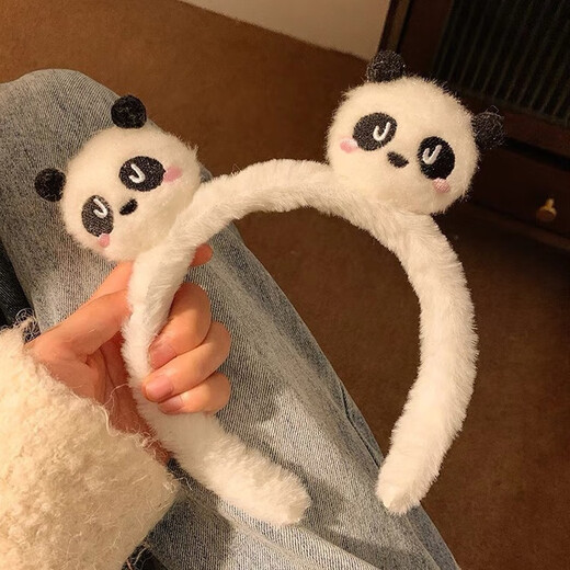 Beautifully made cute plush panda headband for women, special hairpins for washing face, anti-slip headband, cartoon hair hole hair accessories, 1 double-headed white cute panda