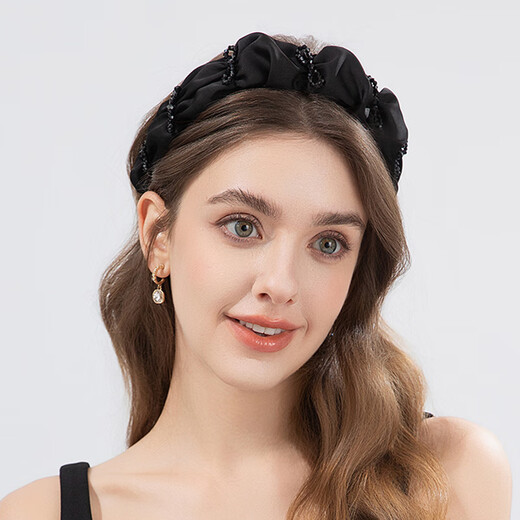 Jiaoxuefei Jiaoxuefei Luxurious high-end satin black crystal headband high cranial fold hair hole pressure headband hair accessories new style