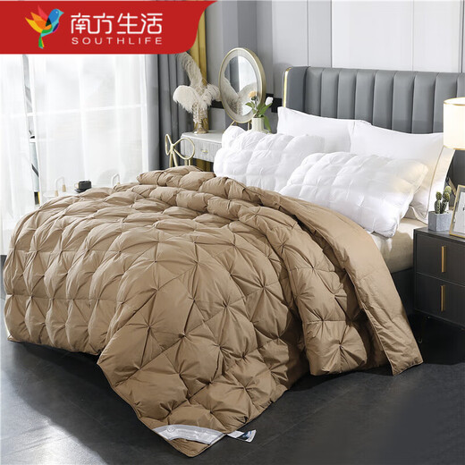 Southern Life Home Textile Cotton 95 White Goose down Quilt Twist Flower Quilt Feathers 5-star Hotel Double Spring Autumn and Winter Quilt 8 Beautiful Coffee 150*200 (3Jin [Jin equals 0.5 kg])