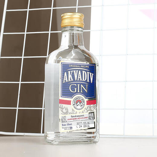 Yege, ausländischer Wein, Whisky, Wodka, Gin Brandy, kleiner Flaschenweinkontrollgeschäft Barkeeper Basis Cocktail, Macchik 1871 Gin 200 ml*1 Flasche