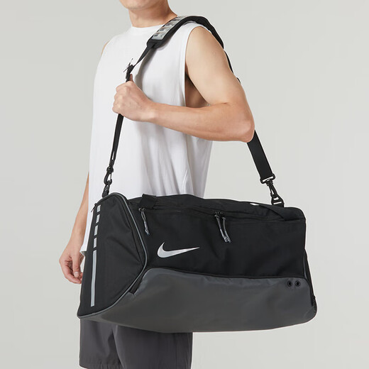 NIKE耐克健身包运动包2024夏季新款斜挎包拎包大容量收纳包桶包旅行包 DX9789-010/黑灰/64*32*35 均码