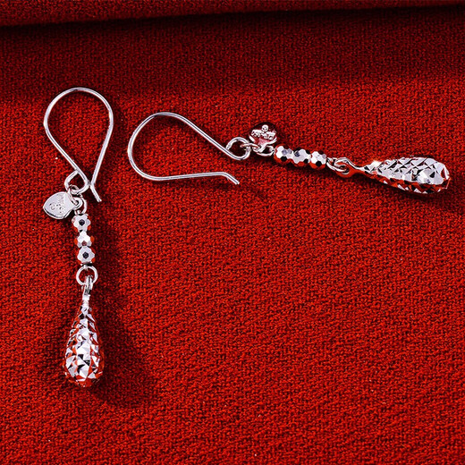 Yuan Shengfu's new PT950 fashionable shiny water drop platinum ear hooks fashionable platinum earrings 2.57g