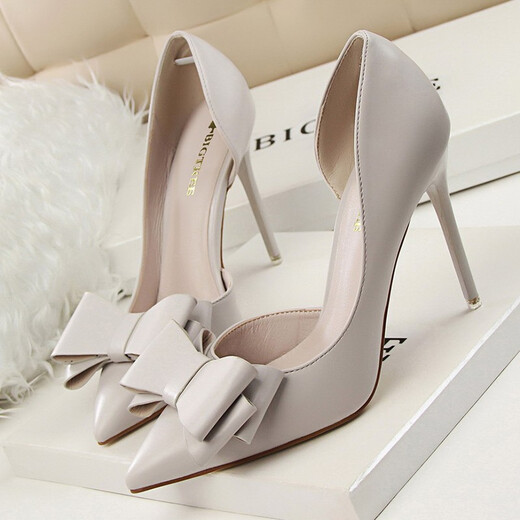 Colorful lotus hauts talons de style coréen pour femmes à la mode douce arc doux talons hauts haut talons fines bouche peu profonde