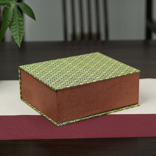 Han and Tang tea sets, toads, purple sand tea pets, Yixing raw mineral tea tables, tea tables, kung fu tea ceremony ornaments, can raise golden toads, small teas to play with, handmade by Snow Mountain, lucky toads