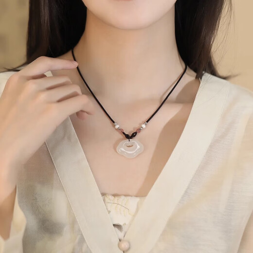 Yijin Xiangyun Ping An Lock Necklace Silver Women's Light Luxury Niche High-end Summer Hotan Jade Pendant New Chinese Style Gift Exquisite Gift Box Hotan Jade