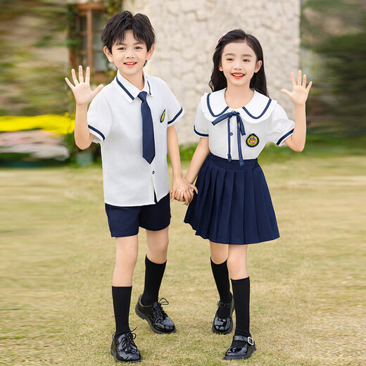 
Disney kindergarten clothing summer clothing British college style children's school uniform set elementary school uniform summer graduation photo clothing boy 6621+ tie aooqssg 130 Recommended height 120-130cm Age 7-8 years old