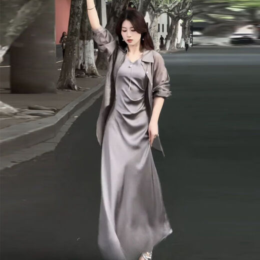 Question floating black suit for women summer fashion two-piece temperament fashionable skirt 2024 summer new temperament sunscreen J683 gray XL [suggested 115130Jin [Jin equals 0.5 kg]]