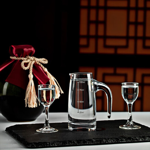 Katav white wine glass dispenser set lead-free crystal glass with graduated wine glass bullet cup Maotai cup spirit glass 10 pots 100ml + 10 goblets 15ml