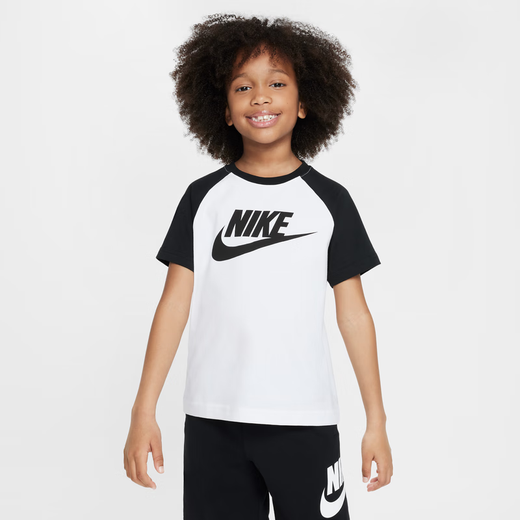 Nike (Nike) Jungen und Jungen Ragdoll Sleeves T-Shirt und Shorts passt zum Sommer.