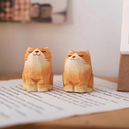 
Lu Shanwu wood carving ornaments creative gift hand cute desktop office worker ornaments girl heartfelt holiday birthday gift handmade wood carving ornaments-cat [wooden box]