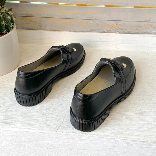 Zapatillas de lluvia de la boca de moda Xili Trabajo de cocina para mujeres Zapatos impermeables antideslizantes zapatos bajos zapatos de lavado de autos zapatos de pegamento botas de lluvia negras 37
