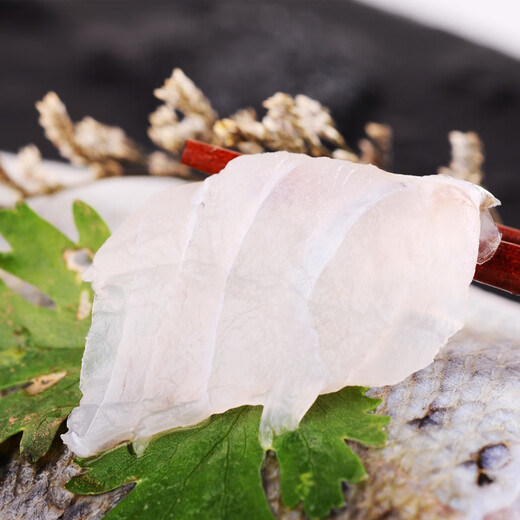 Sandu Port Frozen Sanlu Sea Bass 1Jin Jin is equal to 0.5kg 1 piece (free package) Deep sea fish Fresh fish Seafood New Year's goods