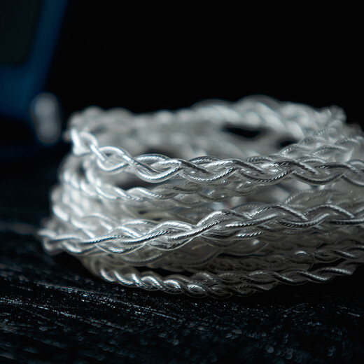 Yangse (Yongse) Sterling Silver 4.4 Câble de mise à niveau de casque équilibré adapté à Senhai IE80S MMCX SE846 Rain de lune d'eau KXXS0.78 Yinque IE100PRO IE200 / 300 Câble audio 2.5 Série MMCX équilibrée - Veuillez laisser un modèle de modèle de manche de message