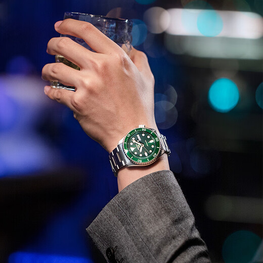 Seiko (SEIKO) No. 5 series men's Japanese and Korean watch Green Submariner 100m waterproof mechanical watch Valentine's Day gift SRPD63K1