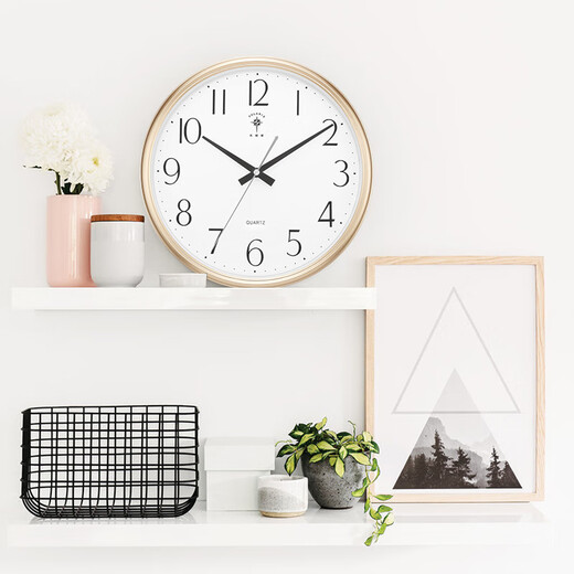 Polaris (POLARIS) wall clock living room simple creative quartz clock fashion bedroom clock modern clock European wall watch 30cm