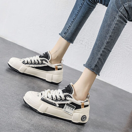 CSWNKCSA Fashion Chaussures pour femmes Small White Shoes White's 2023 Nouvelle célébrité Internet Petite saveur Chaussures BABOS SOLE SOLE SORVAS Sports et chaussures de planche décontractées BEIGE CK695 35
