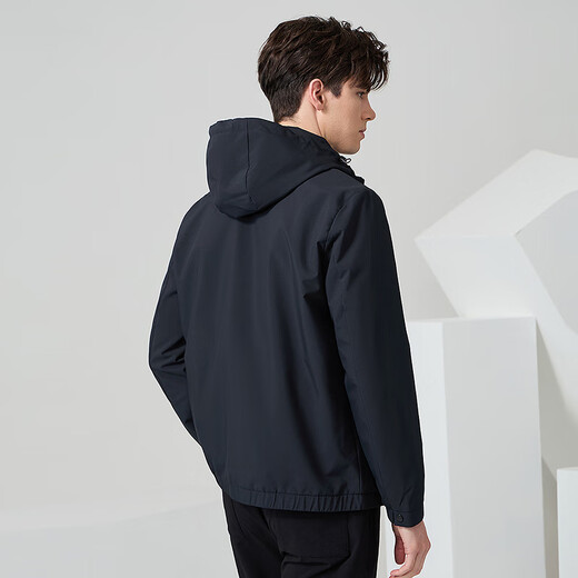 Baile con la chaqueta para hombres con la chaqueta con capucha y la chaqueta casual con capucha y la chaqueta casual de lobo [que viaja fácilmente]