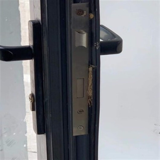 Plastikstahl 9225 Altes Verriegelungskörper Handschloss 8535 Doppeltür 8530 Schwung Tür Balkon Schloss Schloss Kern gebrochener Brücken Aluminium Nr. 8 9235 Schlosskörper enthält nicht klar Lockkern klar