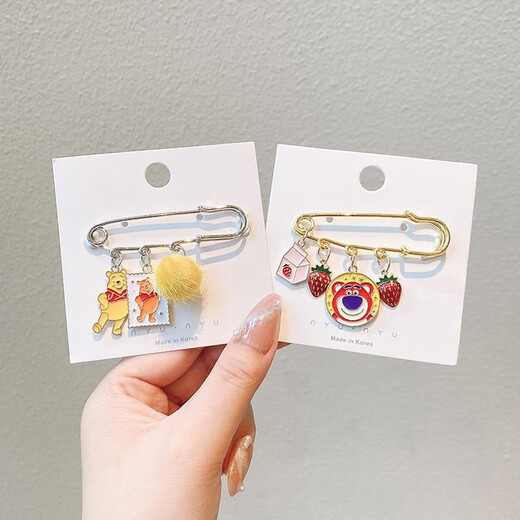 Haiyiduo's waist-tightening tool, the trouser waist is changed to a smaller size and tightened to prevent leakage. Cartoon brooch buckle for women. Pin clip to fix clothes and accessories. Cartoon waist-tightening pins, 2 random pieces.
