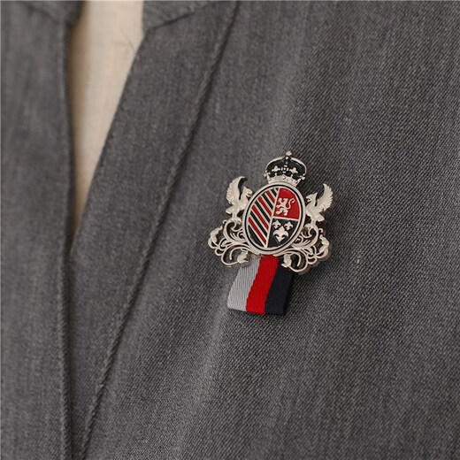 Strong Silver Japanese Fashion British Style Badge Men's Suit Breastplate Ribbon Medal Crown Pin Korean Retro Flying Eagle Brooch Bee + Ribbon