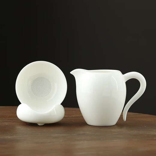 Jingdezhen (jdz) Jingdezhen tea set Yueshun white porcelain beauty fair cup tea filter set mutton fat jade porcelain household tea making tea set fair cup 240ml ingot all-porcelain tea drain set