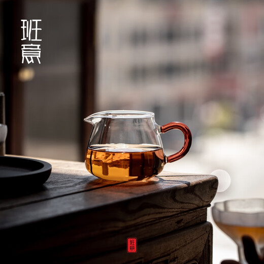 Banyi Fair Cup, Male Cup Tea Divider, Tea Splitting Cup, Tea Sea 200ML Purely Handmade High Borosilicate Heat-Resistant Glass, Mini Small Sea of Flowers (200ML), Red Handle