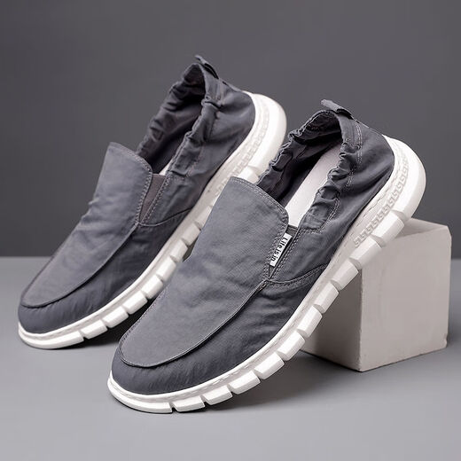Walf ein Fuß faule Schuhe Herren Frühling und Sommer Neues atmungsaktives Regenschirmtuch Alte Peking-Stoffschuhe Männer vielseitige Freizeitschuhe Regenschirmtuch-Bege-881 39