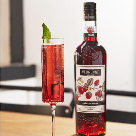 维布伦尼力娇酒利口酒鸡尾基酒洋酒酒吧便利店调酒烘培酒 法国进口 700ml 维布伦尼 草莓味 700mL 1瓶