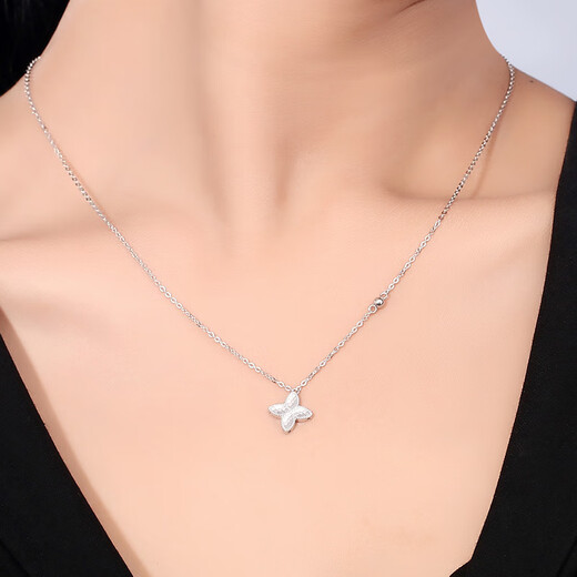 Yuan Shengfu's new PT950 honeycomb four-leaf clover platinum chain, authentic fashionable platinum chain clavicle chain, 4.02 grams, length 40-42cm