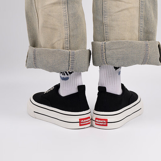 Chaussures en toile à semelles épaisses mondiales pour femmes 2025 Summer des femmes nouvelles femmes décontractées sports doux semelles polyvalentes chaussures pour femmes noires 38