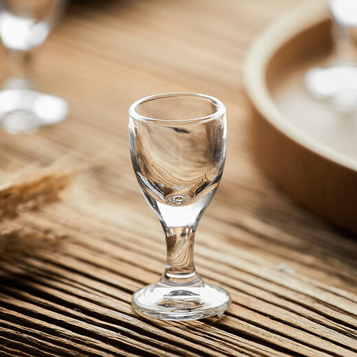 Coco Langton wine glass and wine dispenser set one-cup tall shot glass with handle wine jug spirit cup 6 pots 8 cups