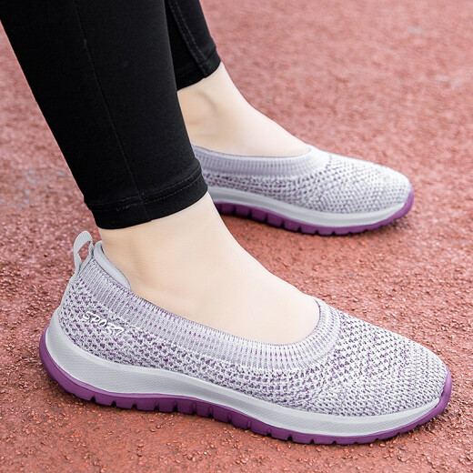Old people's shoes, women's spring new single shoes, new non-slip soft bottom mesh mother's shoes, middle-aged and elderly sports and leisure shoes, square dance shoes F909 light gray women's model 38