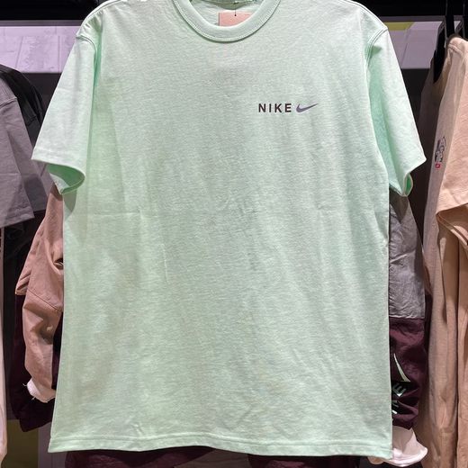 Nike (Nike) мужской футболист с короткими рукавами.