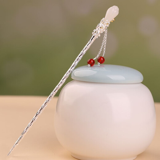Jiangnan's first national style, magnolia flower, agate tassel, silver-plated hairpin, jade Hanfu headdress, ancient style coiled hairpin, step-shaking hairpin for women, hairpin