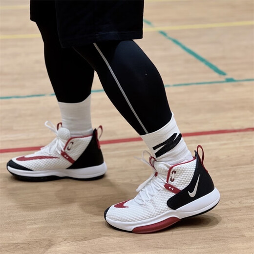 耐克（NIKE）Zoom Rize 1EP 减震耐磨防滑 男子 高帮实战休闲运动篮球鞋 FD9904-111米黑红 44.5 (285mm)