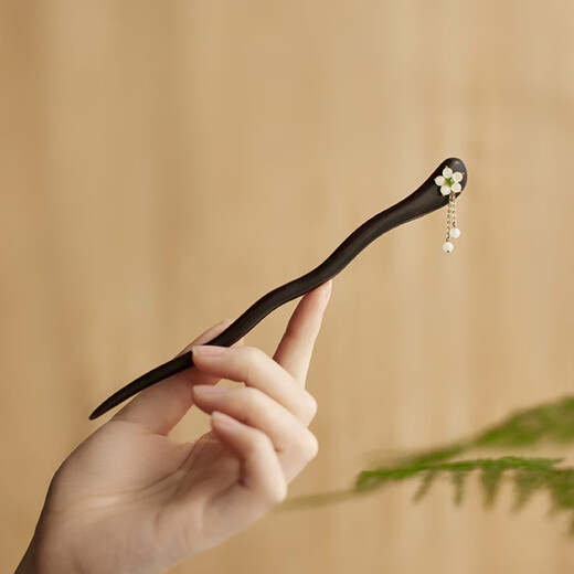 Kamalun (KAMALUN) sandalwood hairpin, ancient style hairpin, daily cheongsam and Hanfu headdress, simple Chinese style horse face skirt, hairpin and hair accessories for girlfriend, flower condensation hairpin + brand gift box, customizable