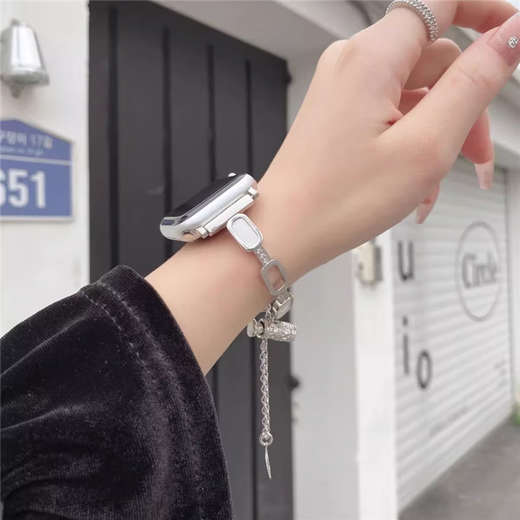 
Star Welcoming Metal Bracelet iwatchS8/S9 Apple Watch Apple Watch87654 Strap Se Bracelet Inlaid Diamond Bracelet Shell Retractable Chain-Silver Apple iWatch S841mm