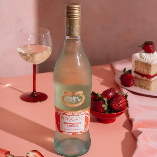 
Blang Brothers Australia original bottle imported Moscato strawberry cream flavor wine preparation 750ml double-pack