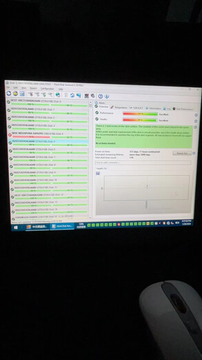 Brand new 16-SAS SATA SSD hard drive tester, bad sector scan, low format health SMART+ customization, low format function repair version