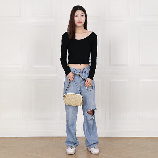 蔻驰（COACH）JAMIE 系列 女士日常端庄气质精致潮流休闲淑女老花相机包斜挎包 卡其色C9926IMDQC 中号