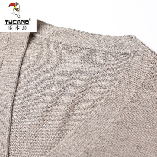 
Woodpecker (TUCANO) high-end autumn and winter knitted wool cardigan for men's middle-aged solid color long-sleeved V-neck button sweater jacket men's clothing gray K007 170/L recommended 120-140Jin [Jin equals 0.5 kg]