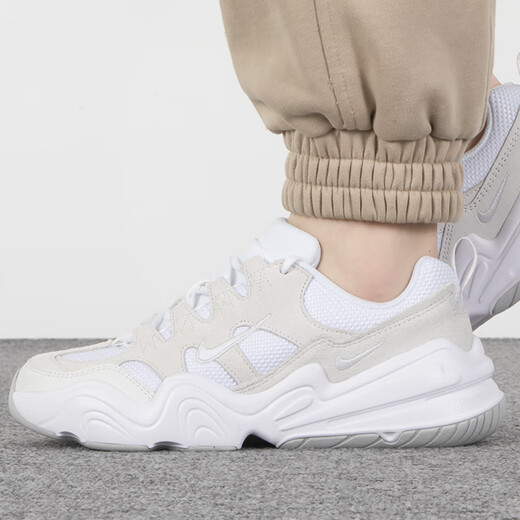 耐克（NIKE）女鞋2025夏季新款TECH HERA运动复古老爹鞋跑步鞋休闲鞋 DR9761-100 38.5