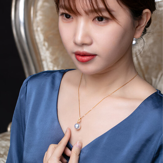 Haitong thickened 18K gold Nanyang Australian white pearl pendant single Bingtong seawater white pearl necklace temperament clavicle chain yellow 18K gold cold light 11-12mm+18k gold chain
